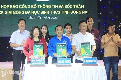 Lần đầu tổ chức Giải bóng đá học sinh THCS tỉnh Đồng Nai