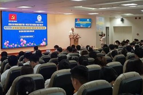 Cần xác định rõ vai trò của thanh niên Bệnh viện Trung ương Huế