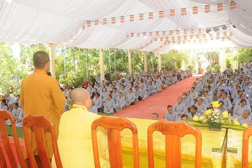 Ban Trị sự Phật giáo H.Tiên Phước tổ chức khóa tu cho gần 400 Phật tử