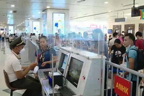 Hành khách được hoàn tiền nếu máy bay trễ 5 giờ