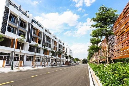 Nghịch lý đầu tư shophouse hàng chục tỉ đồng, giờ cho thuê 10 triệu đồng/tháng