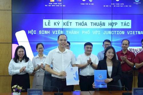 Hơn 15.000 bạn trẻ tham gia sân chơi quốc tế về công nghệ