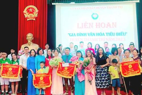 Sôi nổi giao lưu liên hoan 'Gia đình văn hóa tiêu biểu' huyện Thanh Trì năm 2023