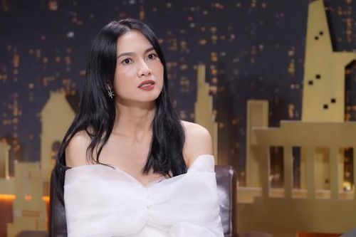 Anh Thư lặng người khi con trai nói: 'Mẹ lấy chồng đi, con ở với bà ngoại'
