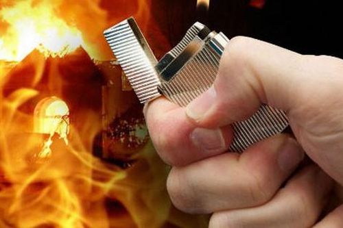 Bé trai 3 tuổi bị cha dượng đốt khi đang nằm ngủ: Hành vi quá tàn nhẫn