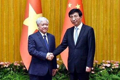 BẢN TIN MẶT TRẬN: Chủ tịch UBTƯ MTTQ Việt Nam Đỗ Văn Chiến hội đàm với Chủ tịch Chính Hiệp Trung Quốc Vương Hộ Ninh