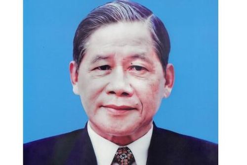 Lễ tang đồng chí Nguyễn Khánh được tổ chức với nghi thức cấp Nhà nước