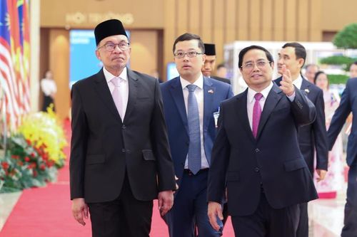 Thủ tướng Phạm Minh Chính chủ trì lễ đón Thủ tướng Malaysia thăm chính thức Việt Nam
