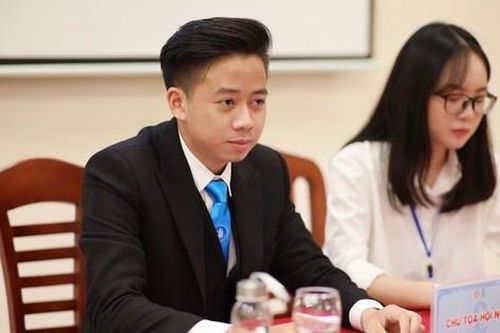 Chủ tịch Hội Sinh viên trẻ nhất Thủ đô: Hoạt động Đoàn, Hội ấn tượng ngay từ những ngày tháng cấp ba
