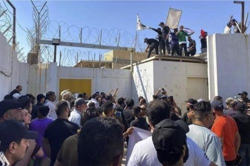 Điểm tin thế giới sáng 21/7: Iraq trục xuất Đại sứ Thụy Điển, EU gia hạn lệnh trừng phạt Nga, xả súng ở New Zealand