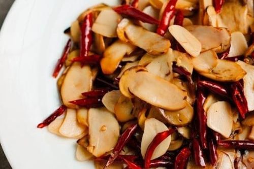Ngoại giao nấm của Bộ trưởng Tài chính Mỹ tại Trung Quốc
