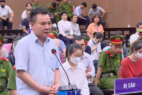 Nộp khắc phục 1,85 triệu USD, cựu Phó Giám đốc Công an Hà Nội đề nghị được trả lại 146 miếng vàng