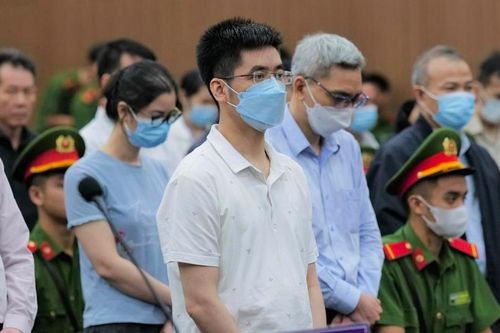Bị cáo Hoàng Văn Hưng tố bị kiểm sát viên xúc phạm danh dự nhân phẩm khi đối đáp