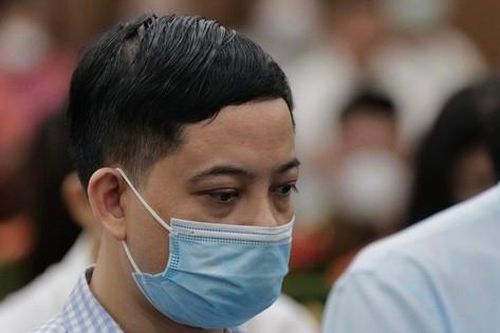 Nói lời sau cùng, cựu thư ký Thứ trưởng Bộ Y tế khóc xin cơ hội được sống