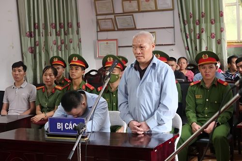 Lĩnh án chung thân vì 1,2 triệu đồng