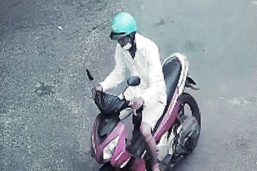 Người phụ nữ bán vé số bị khách chuốc thuốc mê, mất sạch tiền