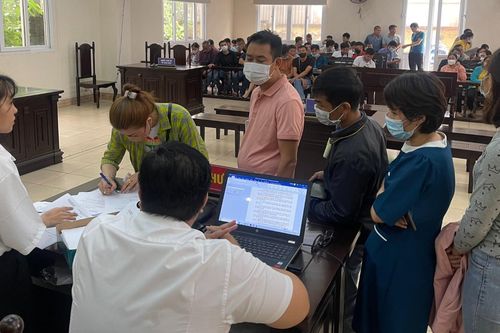 Gần 400 người bị lừa mua đất 'dự án ma' ở Bình Dương