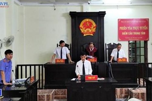 VKSND huyện Như Xuân phối hợp tổ chức phiên tòa xét xử trực tuyến đầu tiên