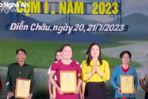Bế mạc Liên hoan Dân ca ví, giặm lần thứ V cụm I