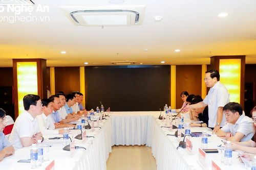 Ủy ban Tài chính - Ngân sách của Quốc hội làm việc với tỉnh Nghệ An