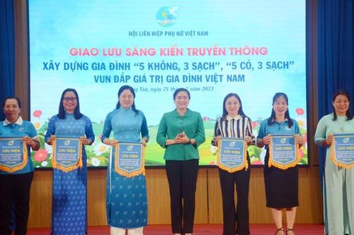Mỗi cán bộ, hội viên là một tuyên truyền viên lan tỏa sâu rộng về 'xây dựng gia đình 5 không, 3 sạch'