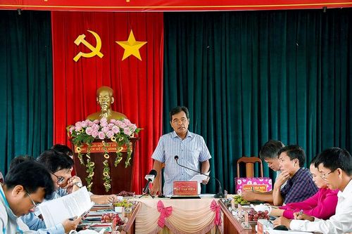 Bí thư Tỉnh ủy Hồ Văn Niên: Xã Ia Me phải phát huy nội lực mạnh mẽ, quyết tâm giảm nghèo