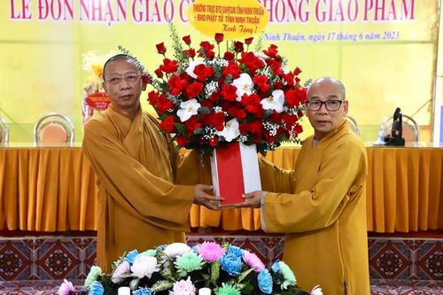 Ninh Thuận: Phân ban Phật tử dân tộc T.Ư thăm và làm việc với Ban Trị sự Phật giáo tỉnh