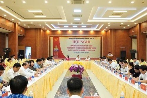 Nghệ An: Trao đổi kinh nghiệm hoạt động giữa Thường trực HĐND tỉnh với Thường trực HĐND cấp huyện