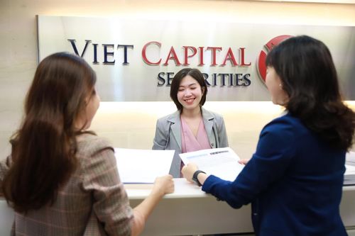 VCI lãi hơn 2.200 tỷ đồng với cổ phiếu IDP của Sữa Quốc Tế
