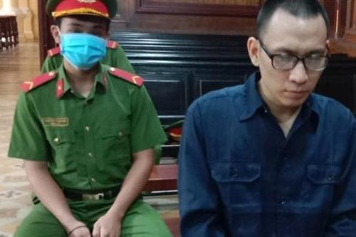 Nửa đêm chồng sát hại vợ rồi tự sát nhưng bất thành