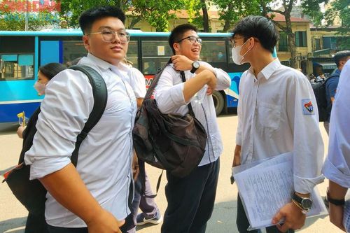 Kì thi tốt nghiệp trung học phổ thông 2023 gặp phải những sự cố nào?