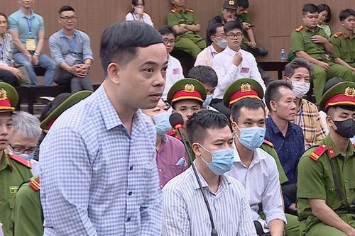 Nói lời sau cùng, cựu Thư ký Thứ trưởng xin tòa cho cơ hội được sống