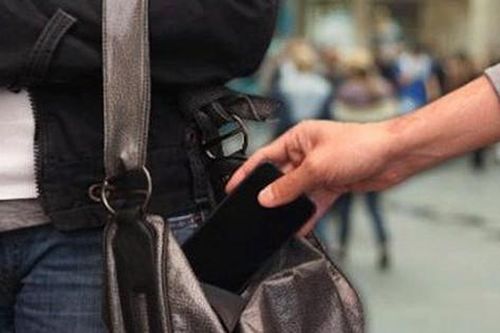 Hà Nội: Bắt nhóm 'choai choai' chuyên cưỡng đoạt, trộm cắp tài sản