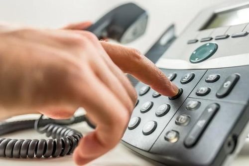 Gọi 2.761 cuộc cho tổng đài khẩn cấp vì… cô đơn