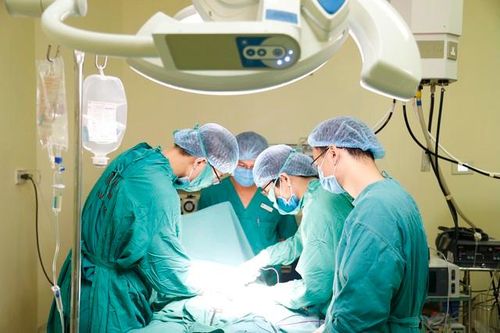 BẢNG LƯƠNG MỚI CỦA BÁC SĨ, Y SĨ, Y TÁ ÁP DỤNG TỪ THÁNG 7/2023