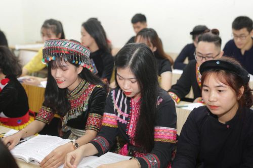 Nghịch lý 'cử tuyển' cũng thất nghiệp