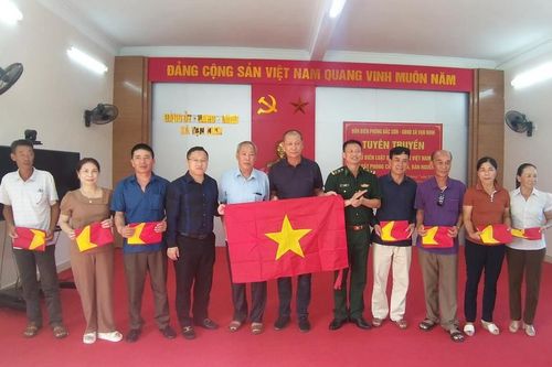 Tuyên truyền pháp luật cho cán bộ, nhân dân khu vực biên giới biển