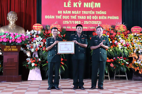 Đoàn Thể dục thể thao BĐBP kỷ niệm 60 năm Ngày truyền thống