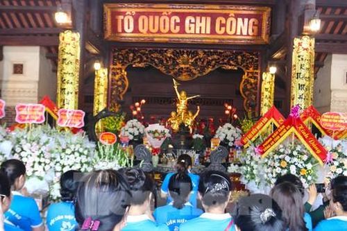 Hàng chục nghìn du khách về tri ân tại 'địa chỉ đỏ' Truông Bồn
