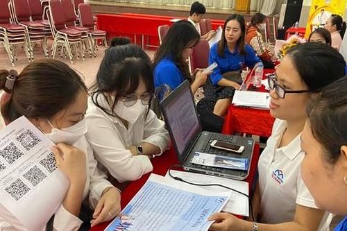 Tuyển chọn gần 300 nhân sự chuẩn bị vận hành tuyến metro số 1 TPHCM