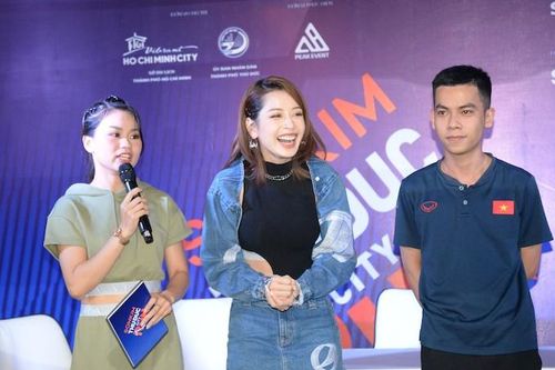 Chi Pu góp mặt ở giải chạy có hơn 4.000 người tham dự tại Thủ Đức