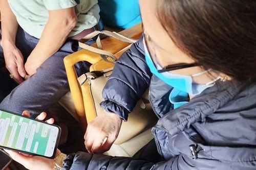Sập bẫy nhận quà qua facebook, một phụ nữ bị lừa hơn 2 tỷ đồng