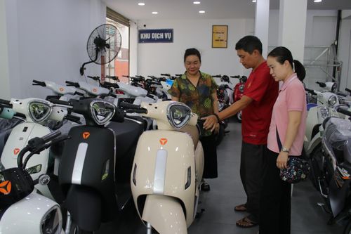 Hà Nội: Thị trường xe đạp, xe máy điện nhộn nhịp mùa tựu trường