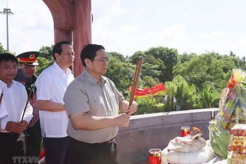 Hoạt động của Thủ tướng tại Thừa Thiện-Huế và Quảng Trị