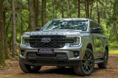 Xe SUV tiếp tục đua khuyến mại, giảm giá trăm triệu đồng
