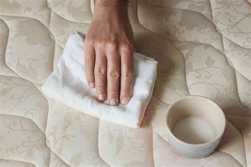 Cách xử lý khi nệm bị ướt đúng cách