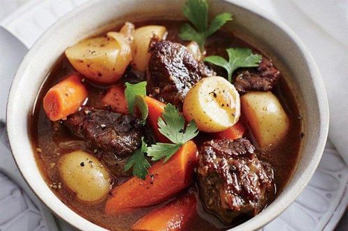 Mẹo nhỏ cho nồi thịt bò hầm mềm, thơm ngon như nhà hàng