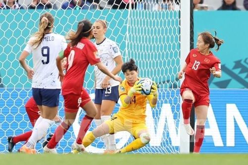 World Cup nữ 2023: 'Những cô gái kim cương' Việt Nam thi đấu kiên cường trước đương kim vô địch thế giới