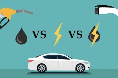 Sử dụng ô tô điện và xe xăng dầu: Loại nào tốn kém hơn?