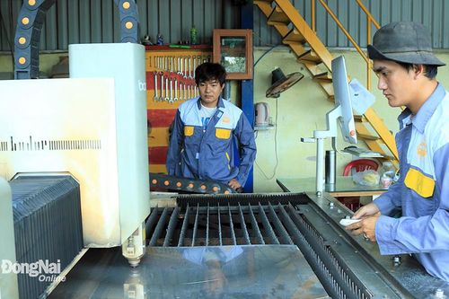 Tái cấu trúc các ngành công nghiệp
